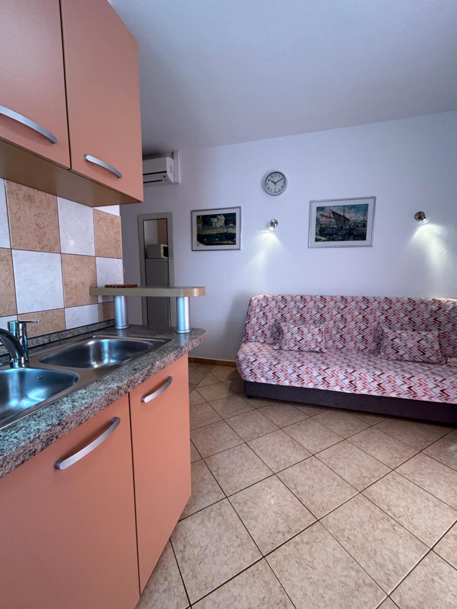 Apartments Bala Иван-Долац Экстерьер фото